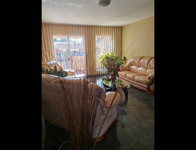 3 BEDROOM TOWNHOUSE FOR SALE IN BRACKENDOWNS